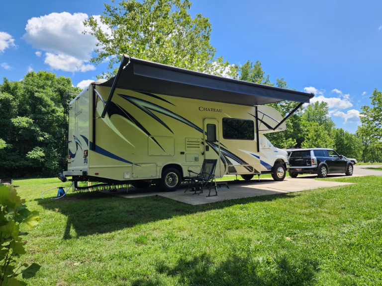 27R-RtRearQtr-IndianMtnCamp.webp